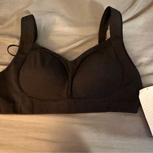 Lululemon ta ta tamer bra 34D